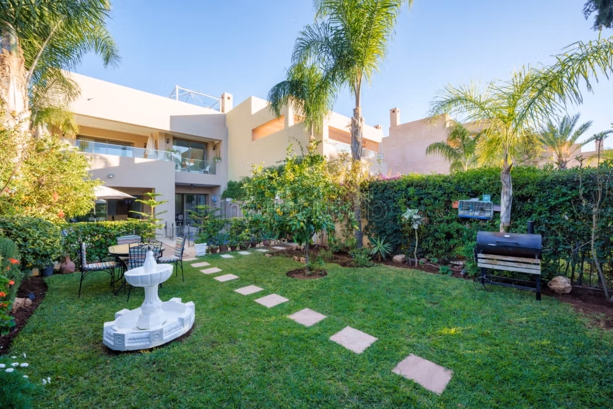 Luxury villa for rent for your vacation on Boulevard Med 6, Golf Prestigia