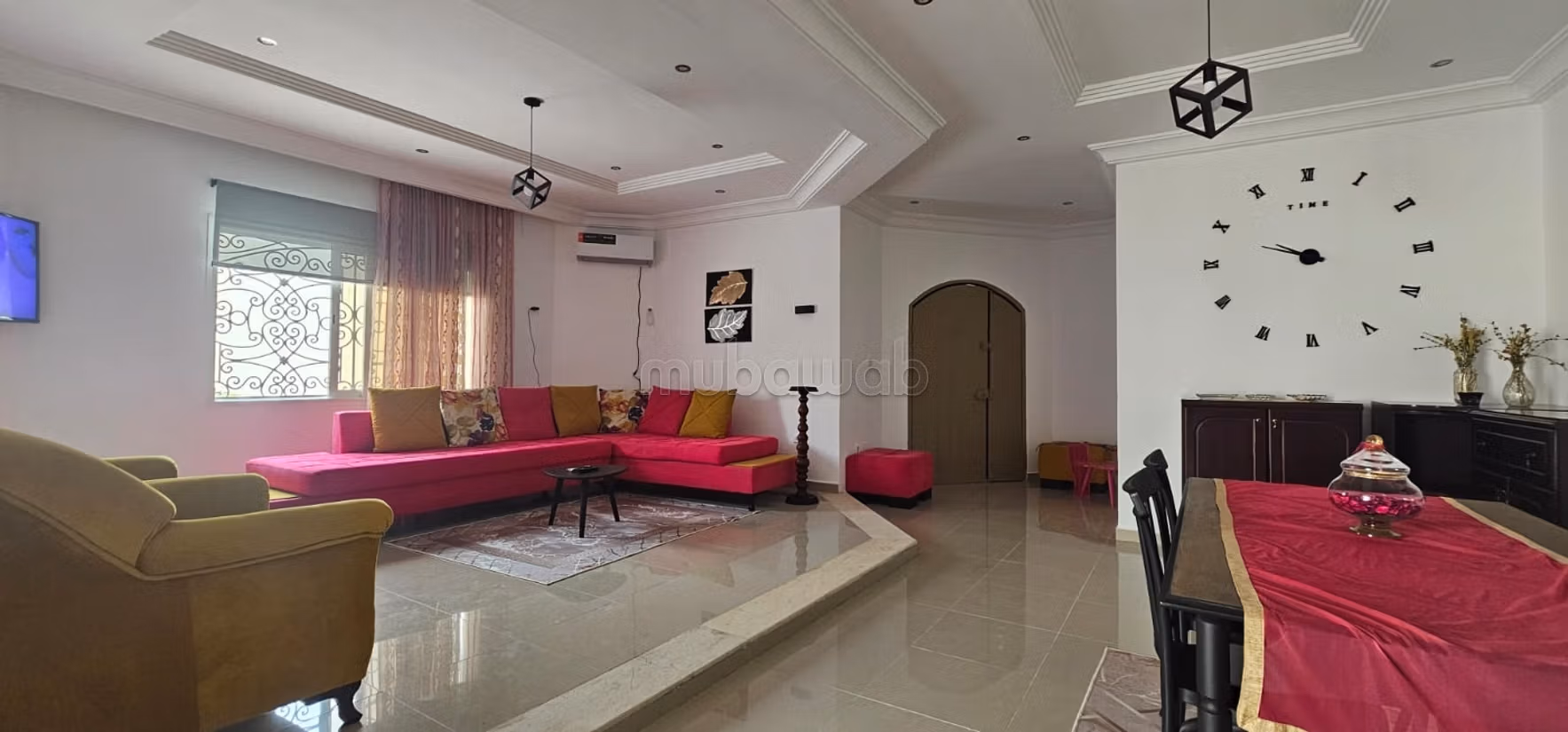 Villa with spacious pool LNL