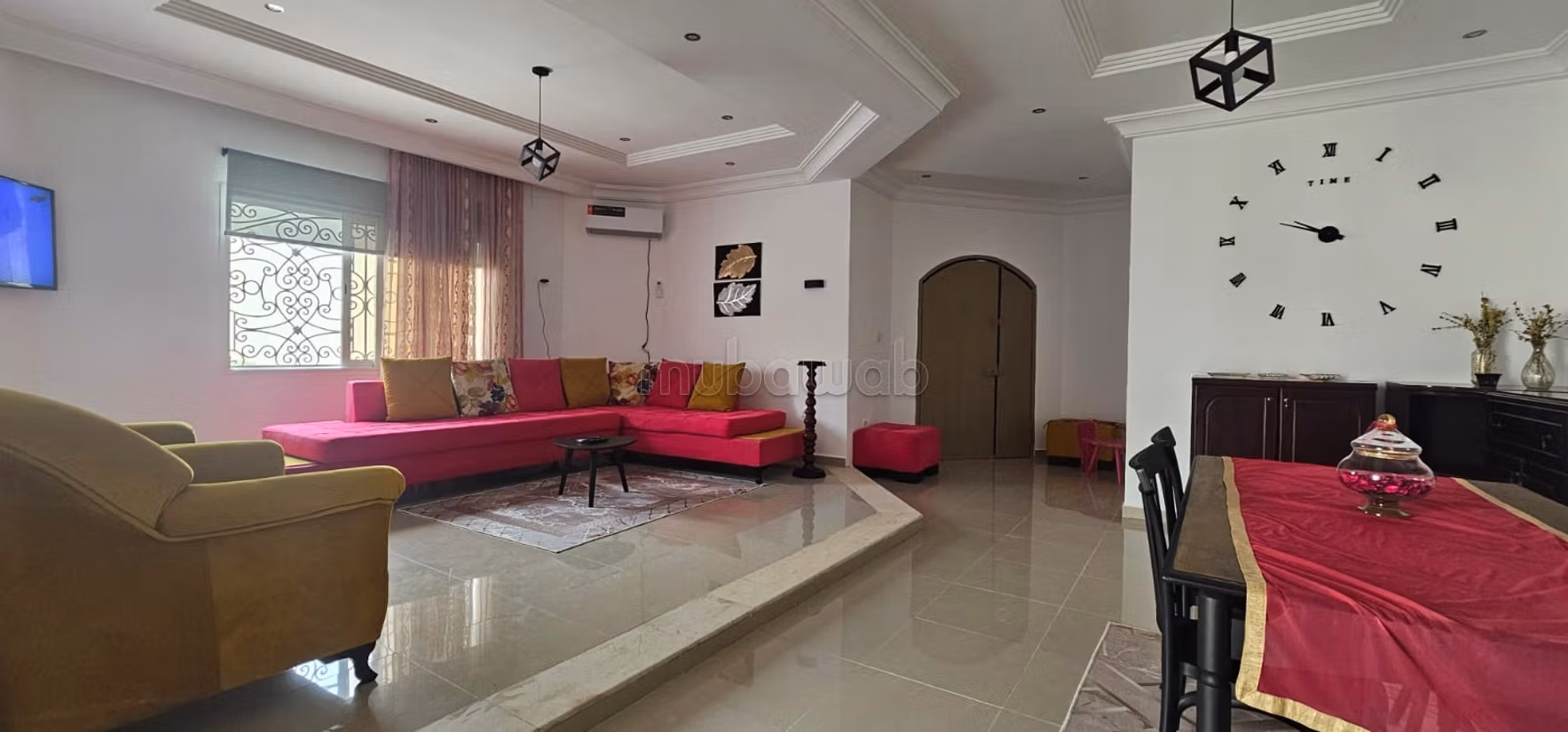 Villa with spacious pool LNL