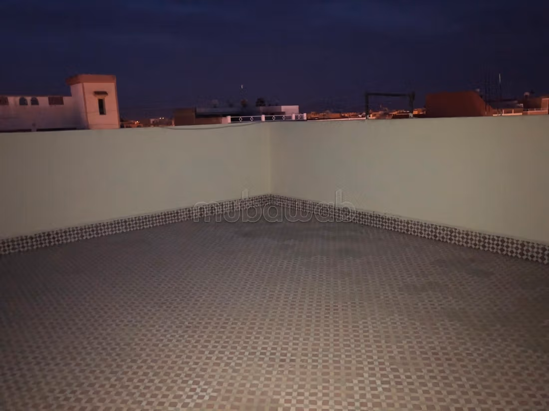 Casa su strada commerciale a Sidi Slimane via Jalil Tazi