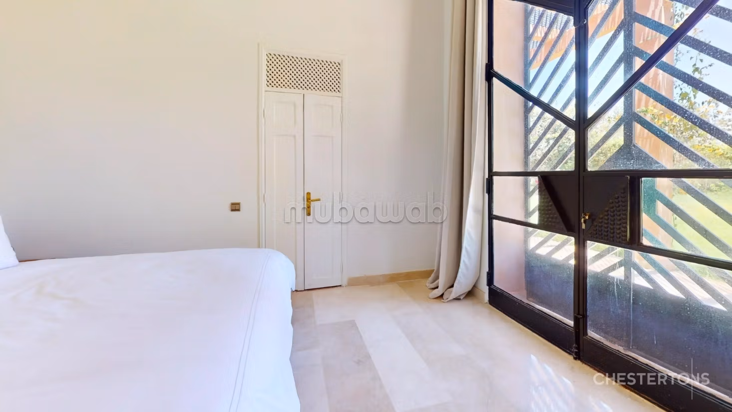 Superb 5-bedroom villa on Route de Ourzazate