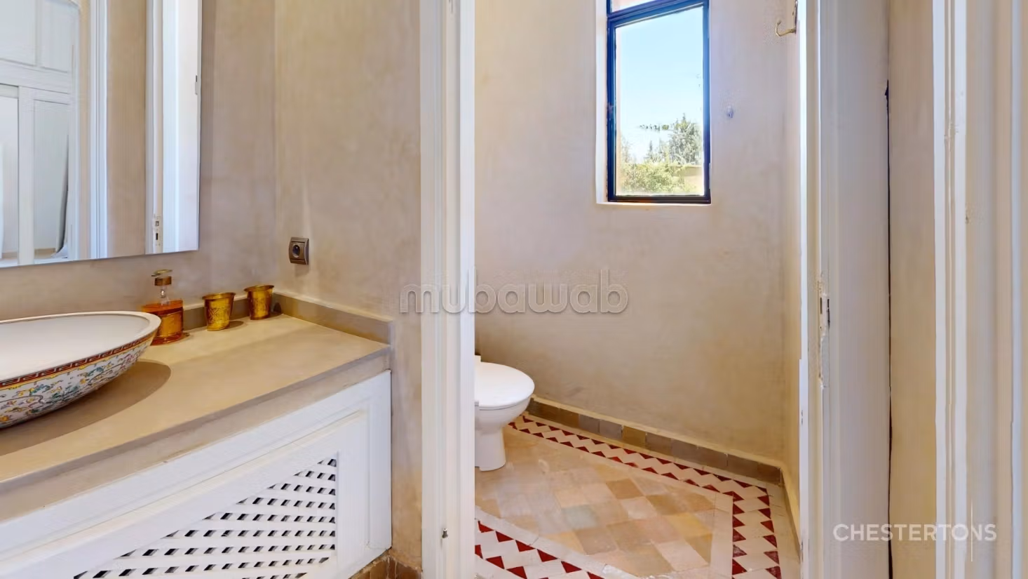 Superb 5-bedroom villa on Route de Ourzazate