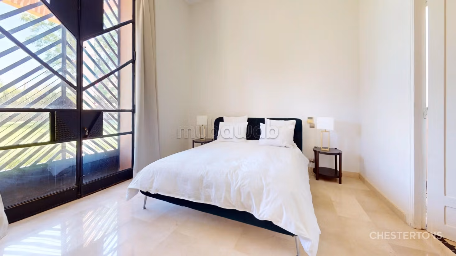Superb 5-bedroom villa on Route de Ourzazate
