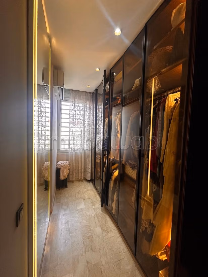 À la recherche d'un appartement familial spacieux et lumineux à Oulfa