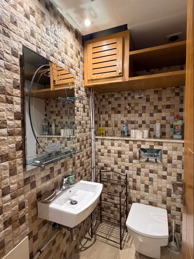 Studio for rent in Les princesses