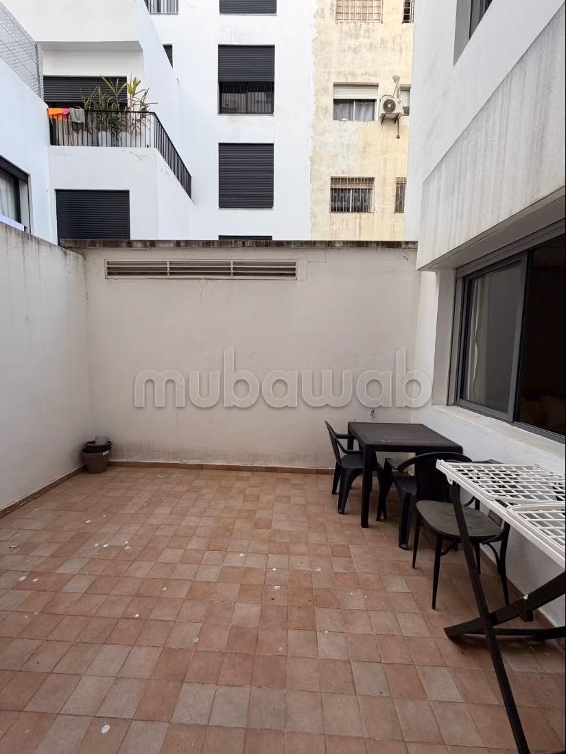 Studio for rent in Les princesses