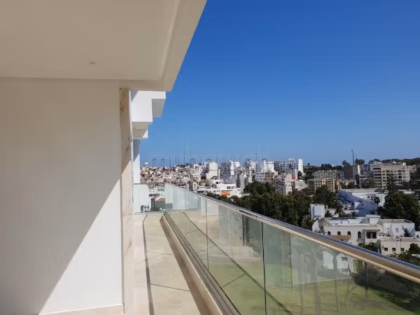 Appartement à vendre à Iberie. 3 chambres agréables. Résidence avec concierge, climatisation générale