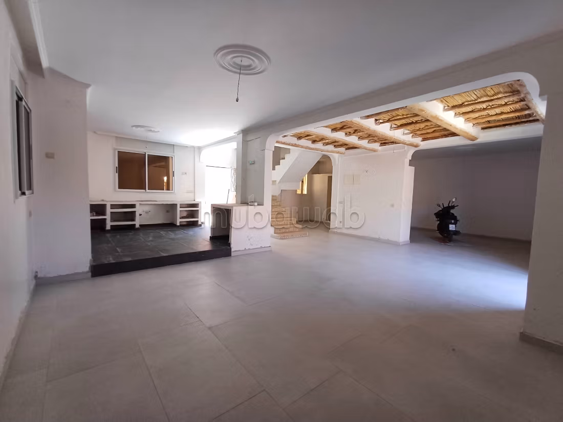 Maison riad totalement neuve a decorer