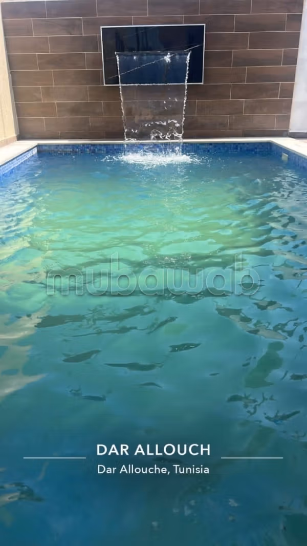Appartement avec un piscine