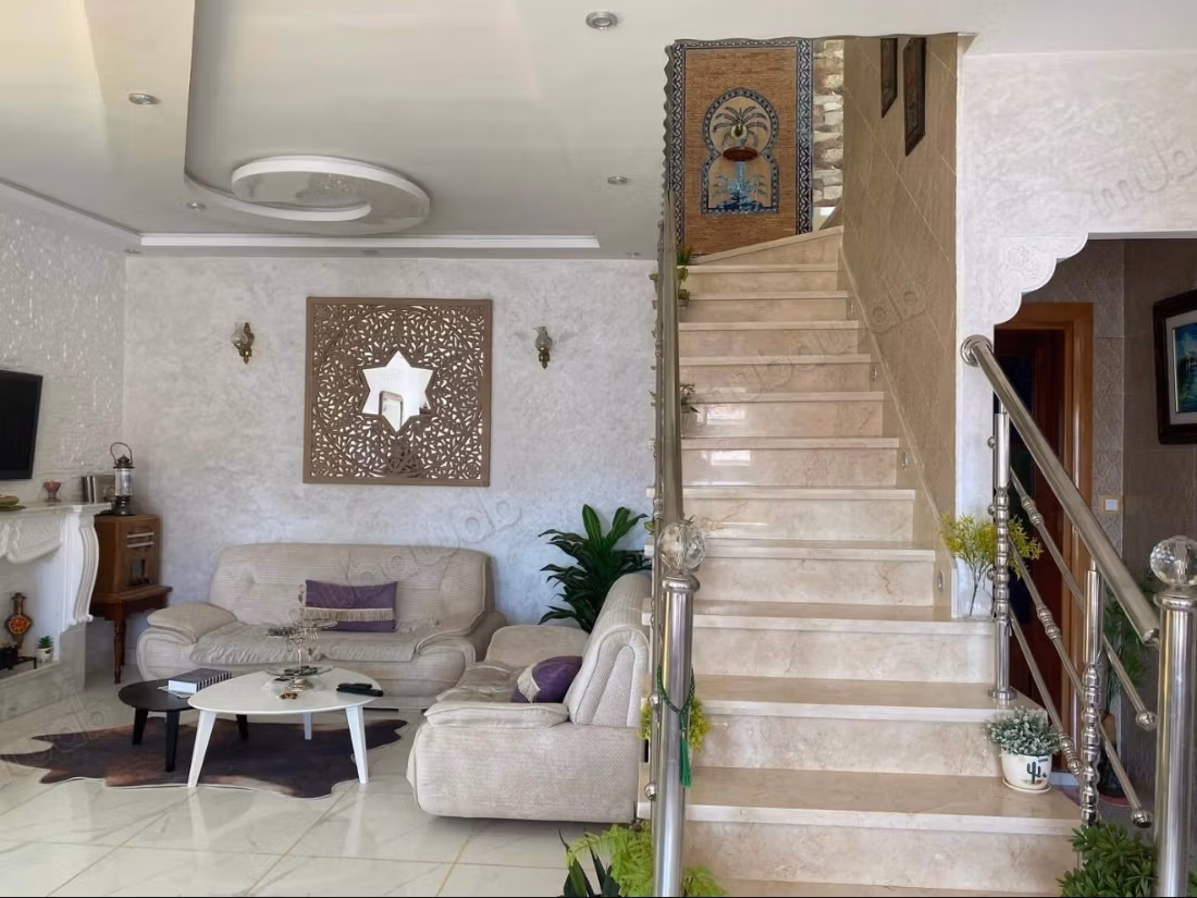 House in AZLA, 5min from the beach