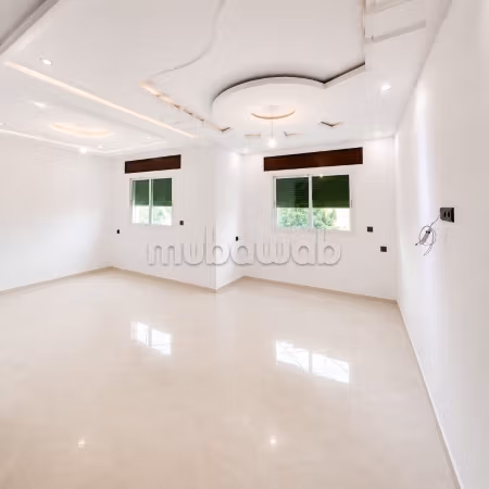 Appartement te huur per maand met 3 kamers en 2 badkamers in Tétouan