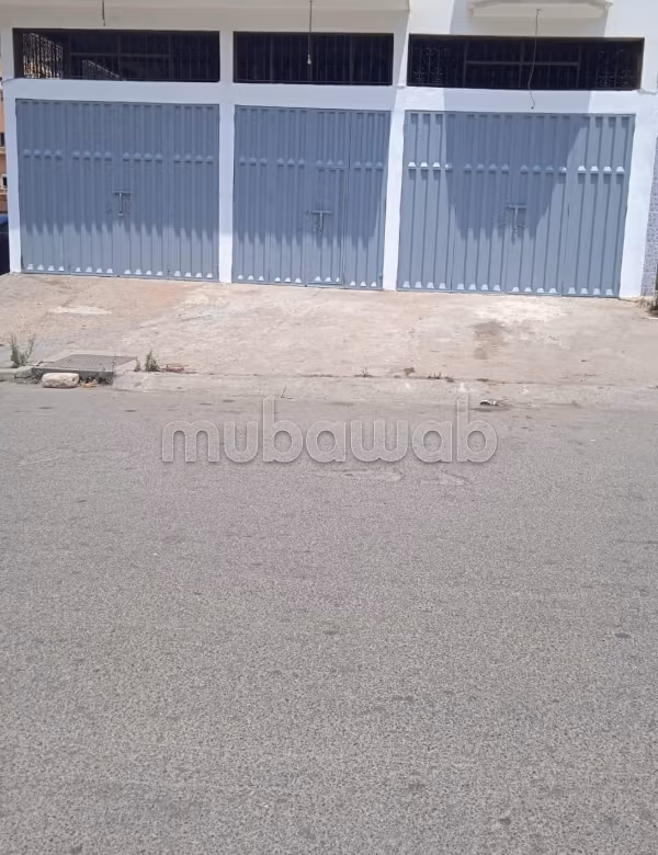 Local commercial de 198 m² à vendre – Sidi Moumen