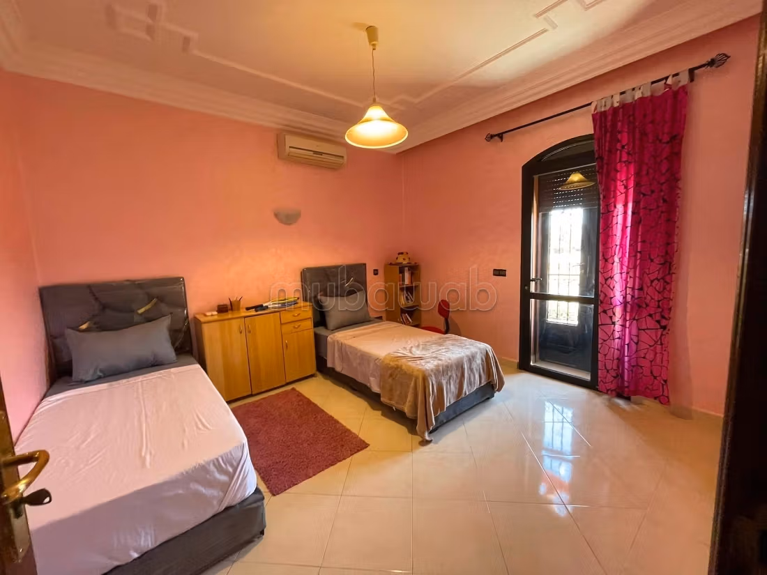 Villa in affitto con 6 camere situata a Izdihar