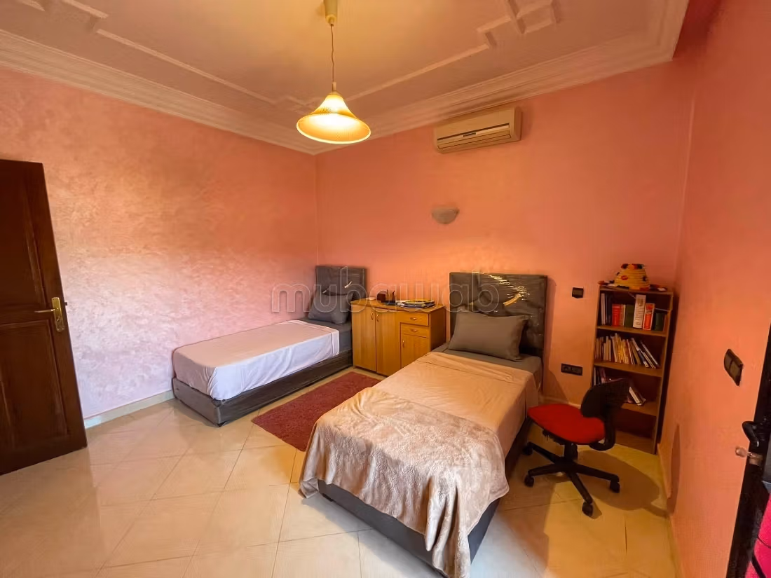 Villa in affitto con 6 camere situata a Izdihar