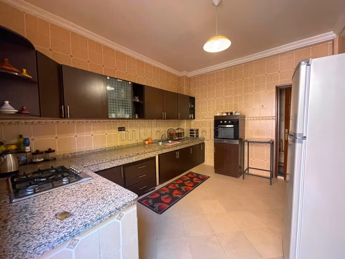 Villa in affitto con 6 camere situata a Izdihar
