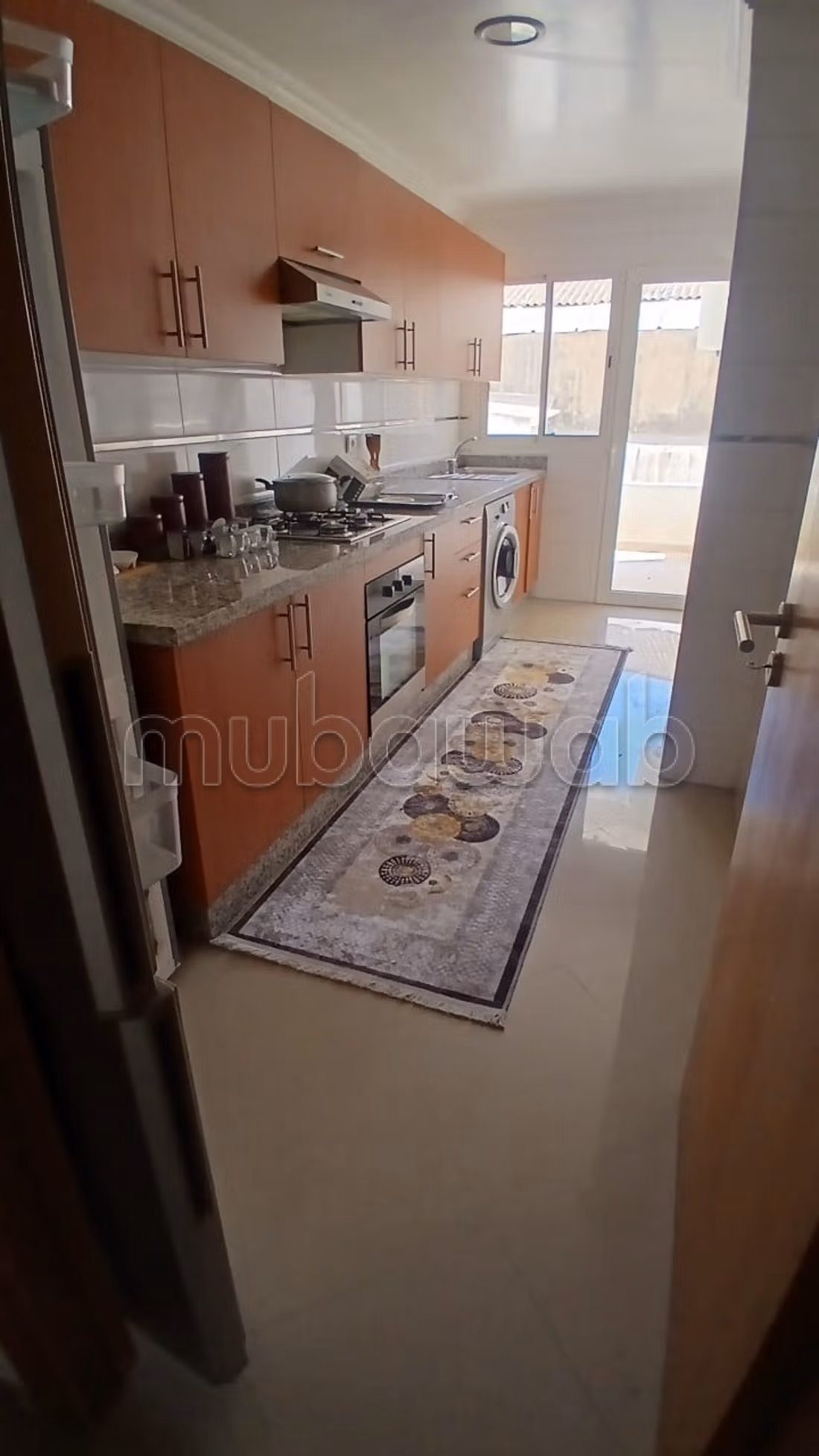 Très Bel appartement Meublé à Louer — 2
