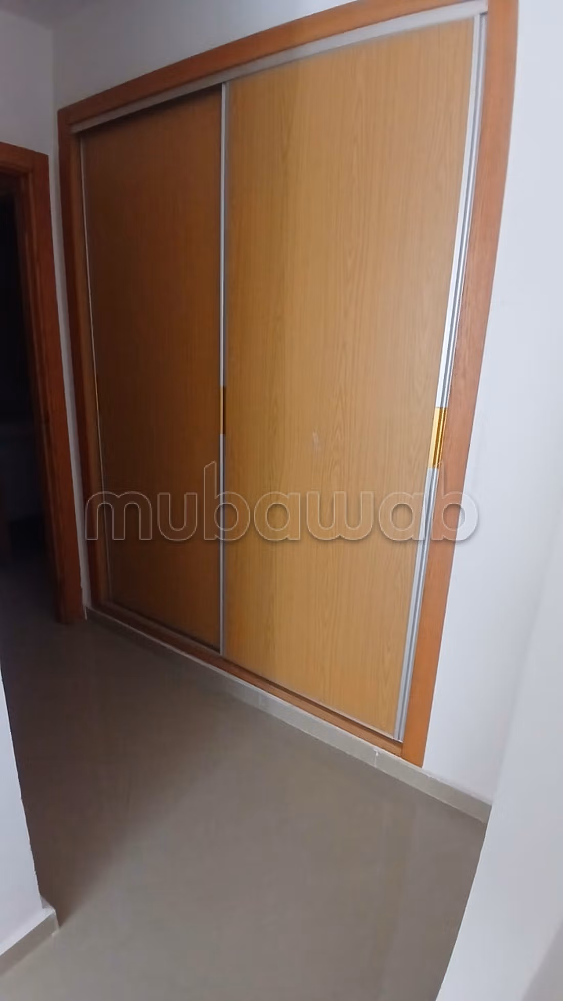 Très Bel appartement Meublé à Louer — 3
