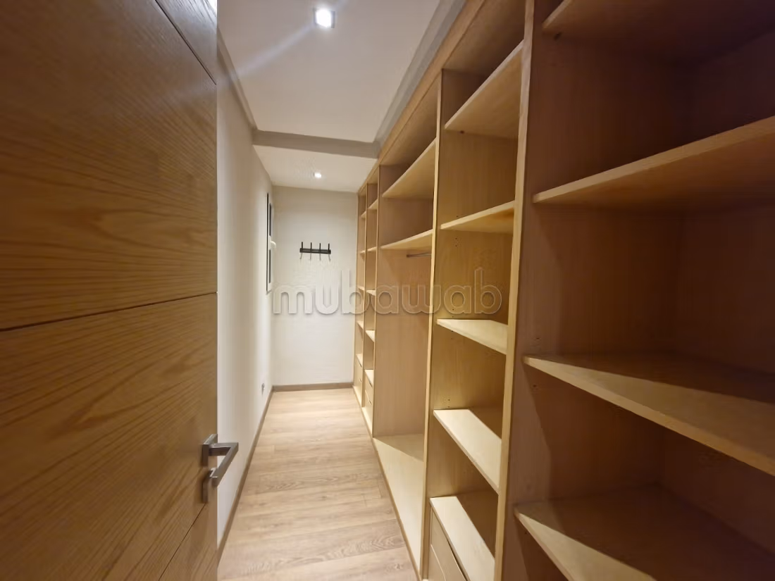 Villa d'exception 1100 m2 front golf