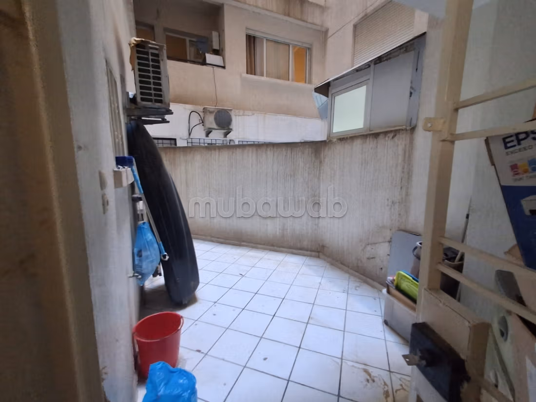 Bureau à louer au quartier administratif
