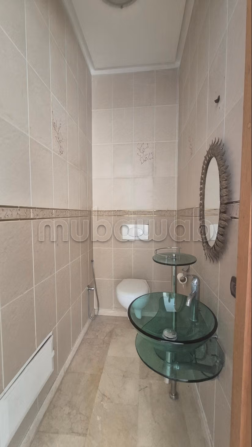 A louer Villa Vide 4ch 500m2 Oasis