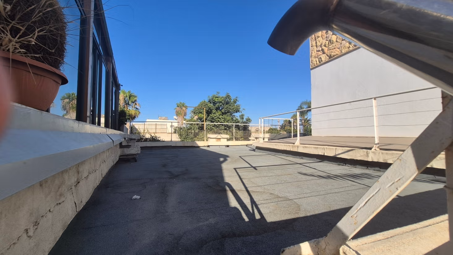 A louer Villa Vide 4ch 500m2 Oasis
