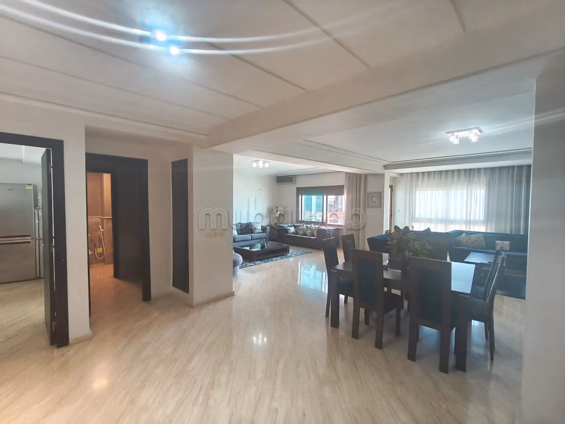 Bel Appartement à côté de Molière 
Palmier à louer — 4