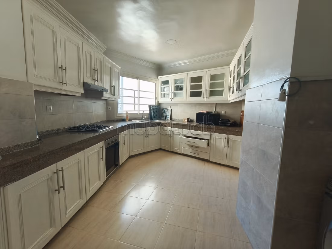 Magnifique appartement à louer proche de Molière 
Palmier — 6