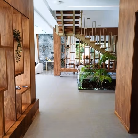 Exceptional villa on the golf course