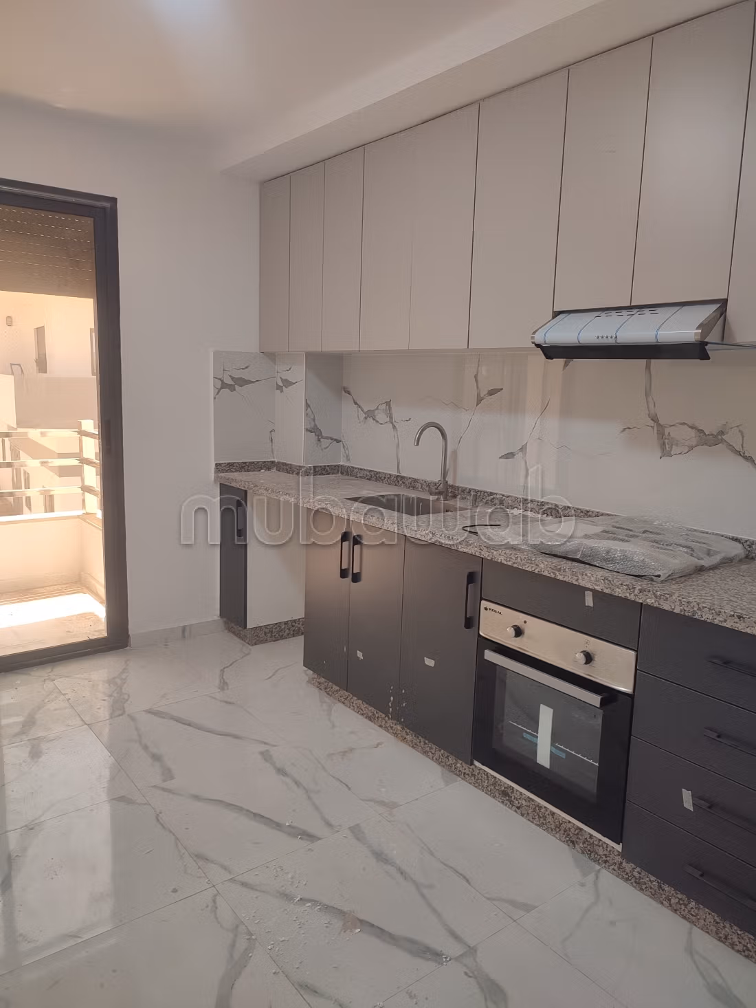 Appartement 98 m² à Sakani — 15