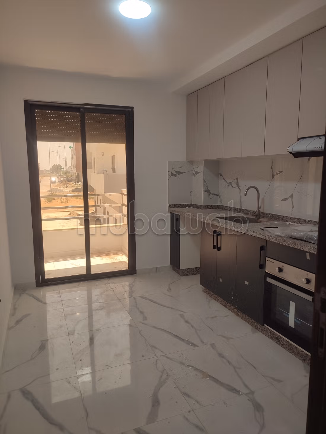 Appartement 98 m² à Sakani — 21