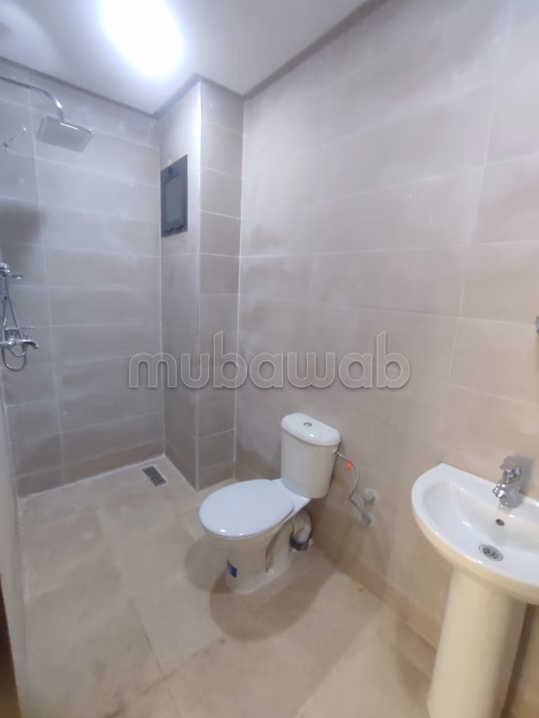 Appartement 98 m² à Sakani — 24