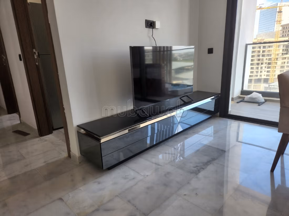 BEL appartement MEUBLÉ à louer CFC — 2
