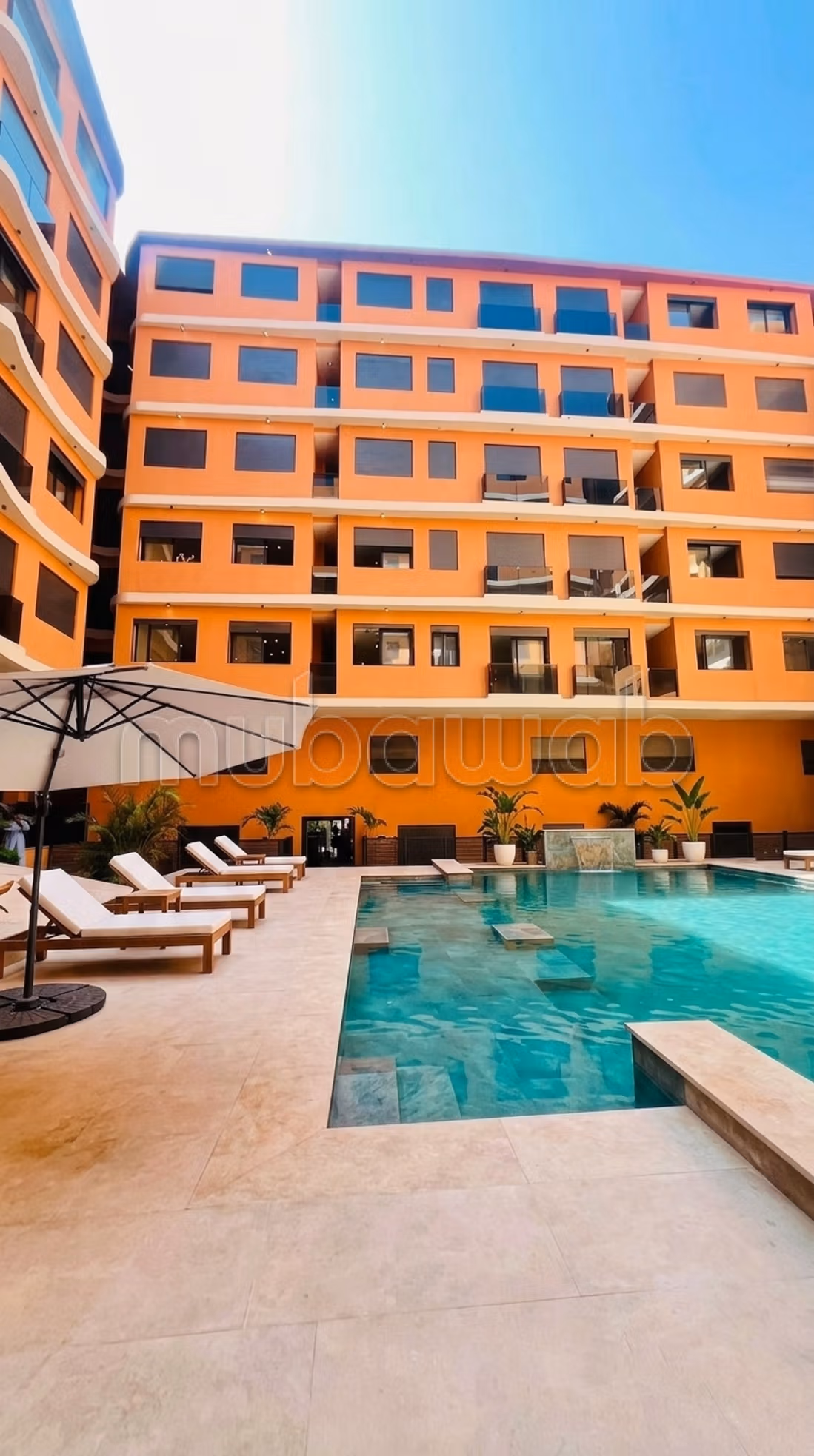 Superbe appartement à vendre à Route Casablanca. Superficie 40 m². Résidence avec concierge, climatisation générale — 2