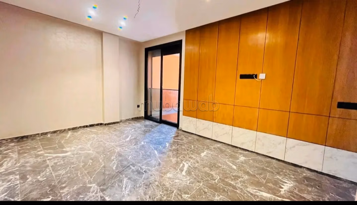 Superbe appartement à vendre à Route Casablanca. Superficie 40 m². Résidence avec concierge, climatisation générale — 4