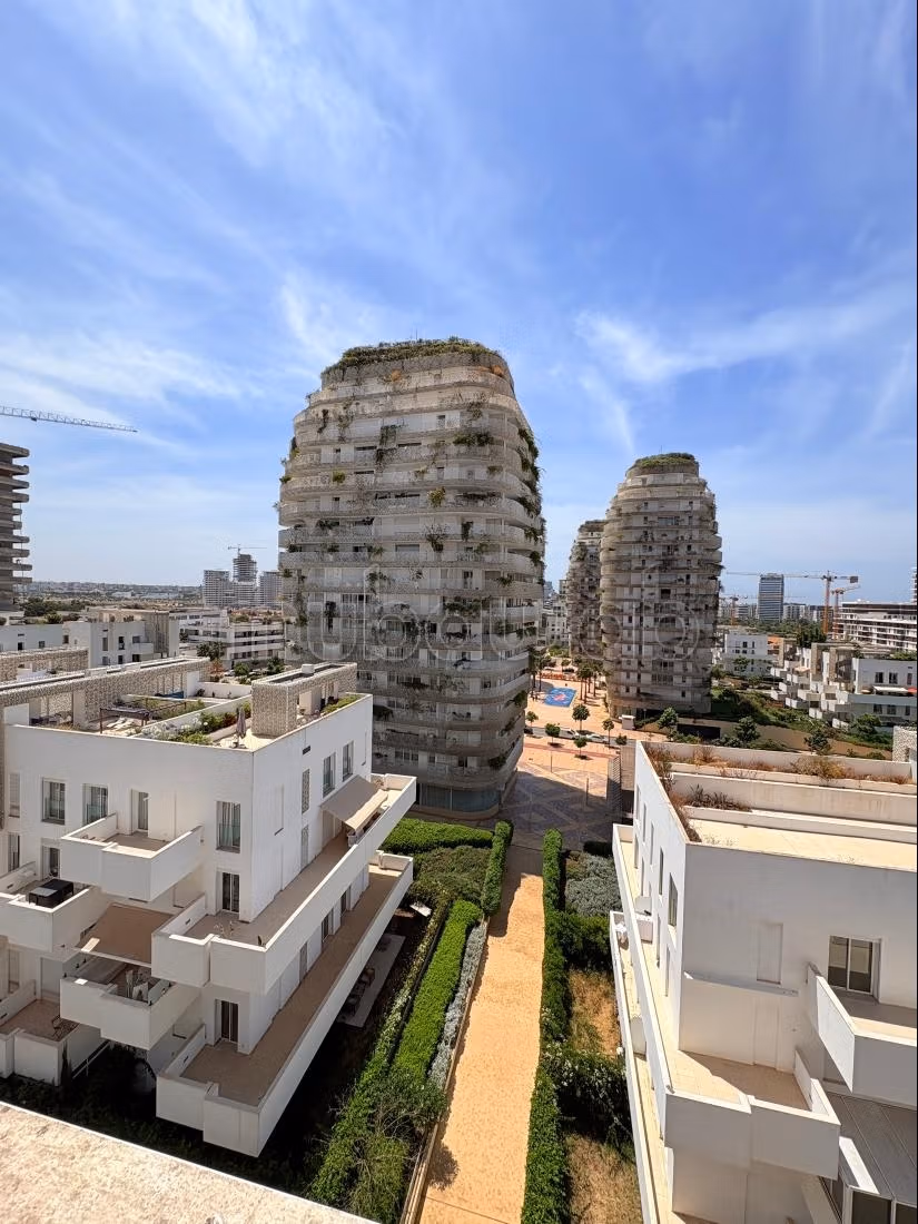 Magnifique 3 chambres CFC avec vue dégagée — 3
