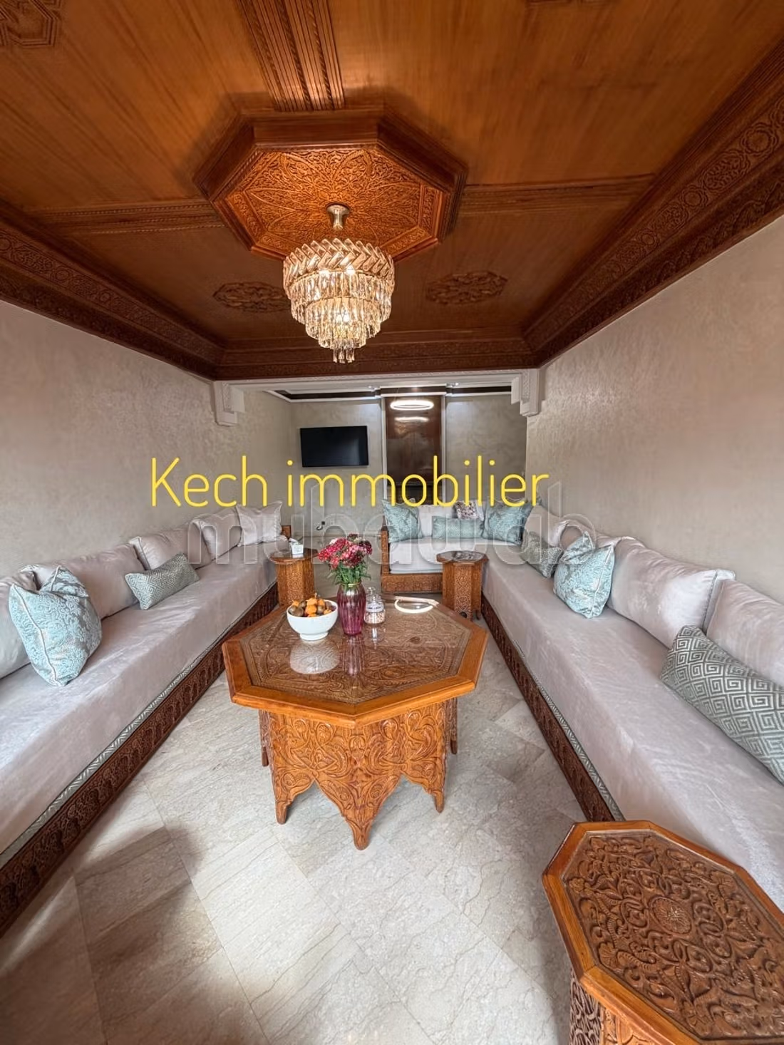 Location d'un appartement à Guéliz. 
2 pièces confortables. 
Vue mer imprenable, porte blindée — 5