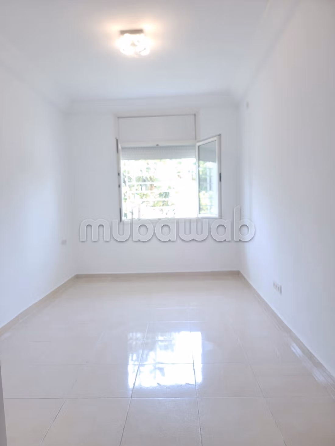 In affitto - Bel appartamento con 2 camere da letto a Hay Riad