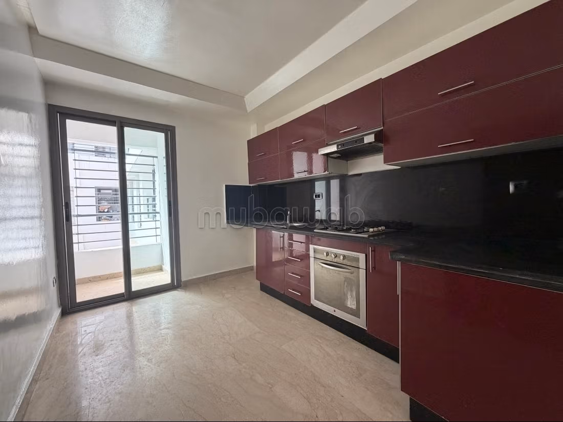 Superbe appartement vide à louer aux princesses — 2