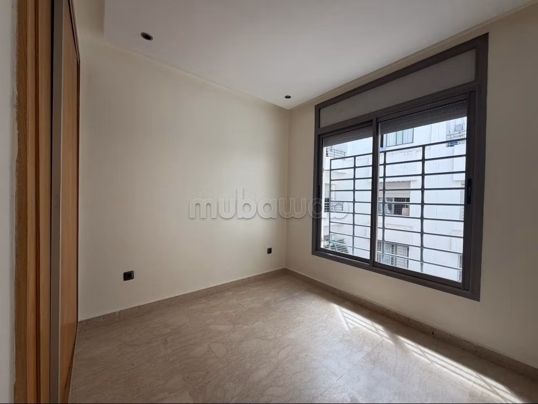 Superbe appartement vide à louer aux princesses — 5