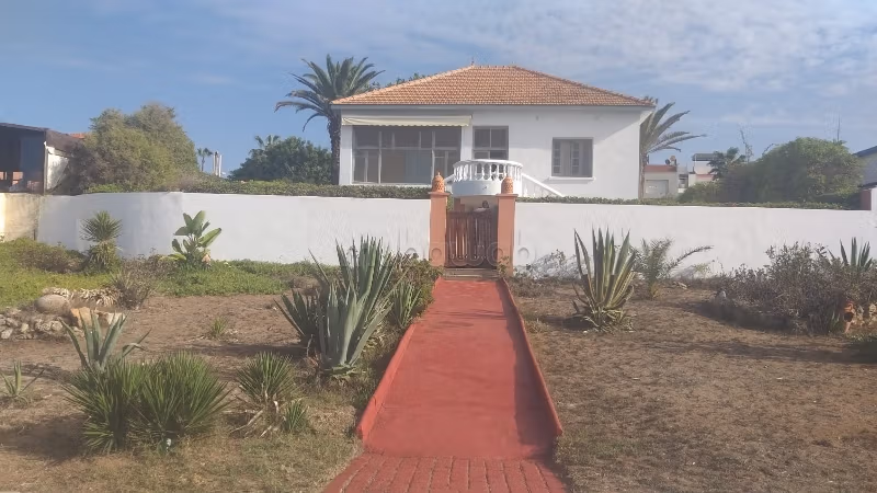 MAISON à vendre à Harhoura. . Belle terrasse vue sur mer et jardin