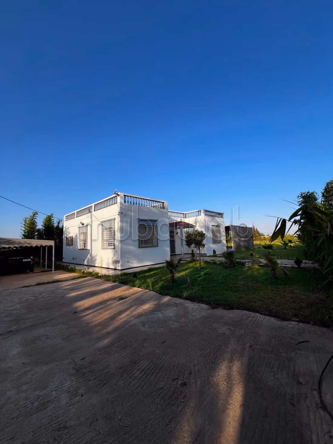 Fattoria Arredata con Piscina a Ain Johra - 3.617 m²