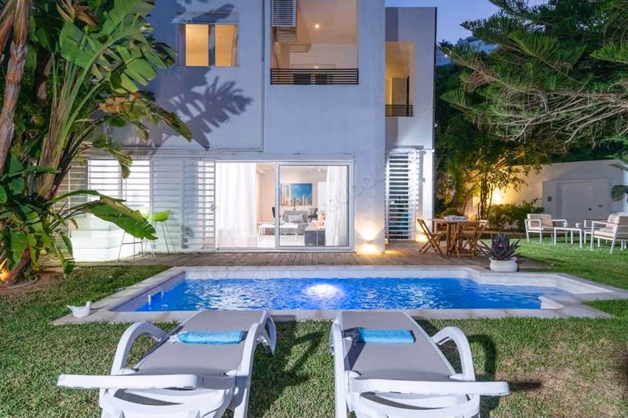 Superbe villa meublée avec piscine