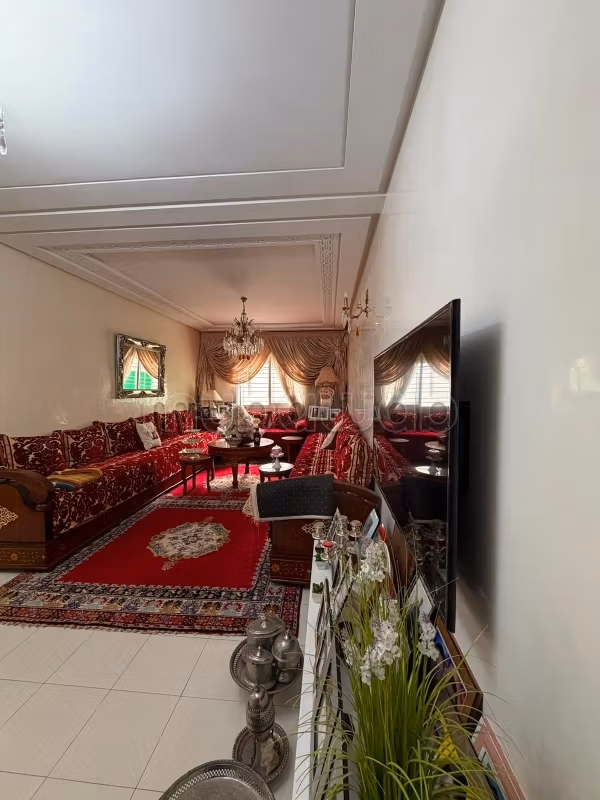 Appartement 2 chambres avec cour – Val Fleuri