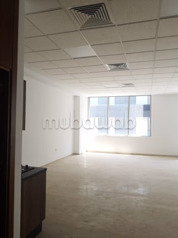 En Alquiler – Plataforma de Oficina Nueva en Sidi Maârouf