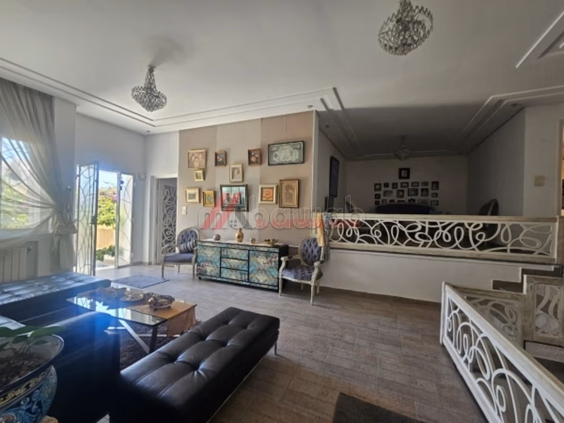 In vendita villa con 2 piani a Khzama Ouest