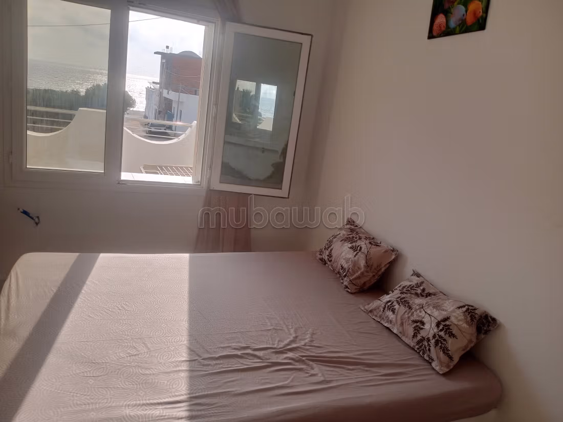 Air-conditioned apartment on the waterfront in SALAKTA