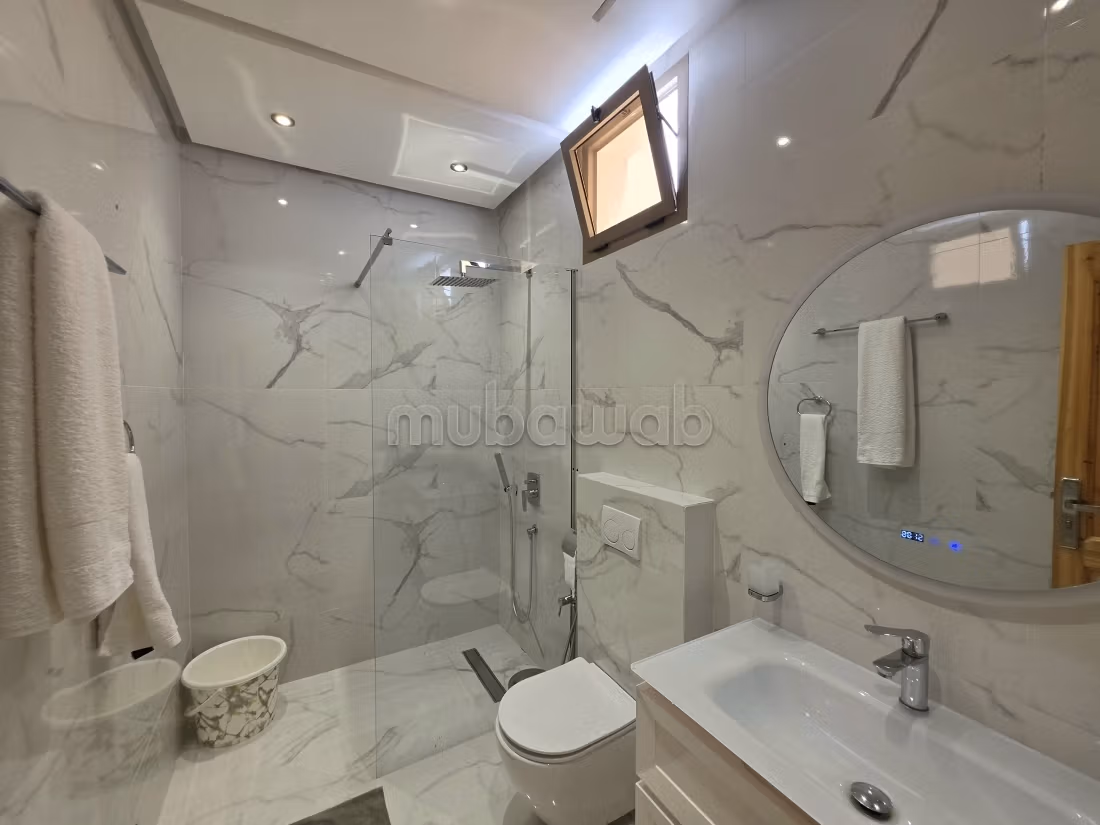 Appartement en location longue durée — 3