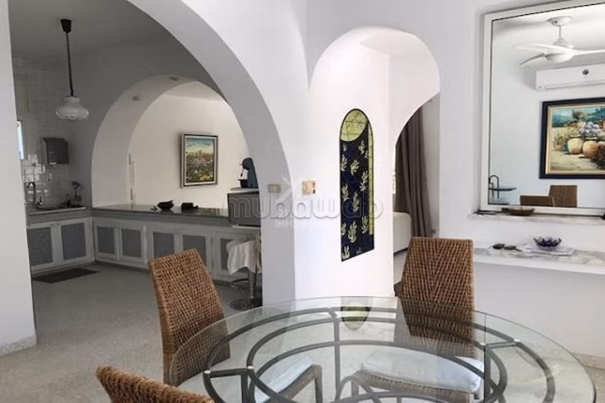 In affitto una villa con studio indipendente a Cartagine