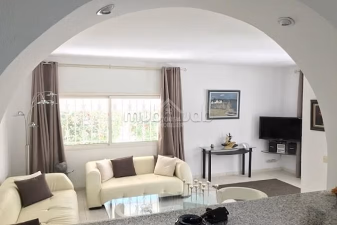 A louer une villa avec studio indépendant à Carthage