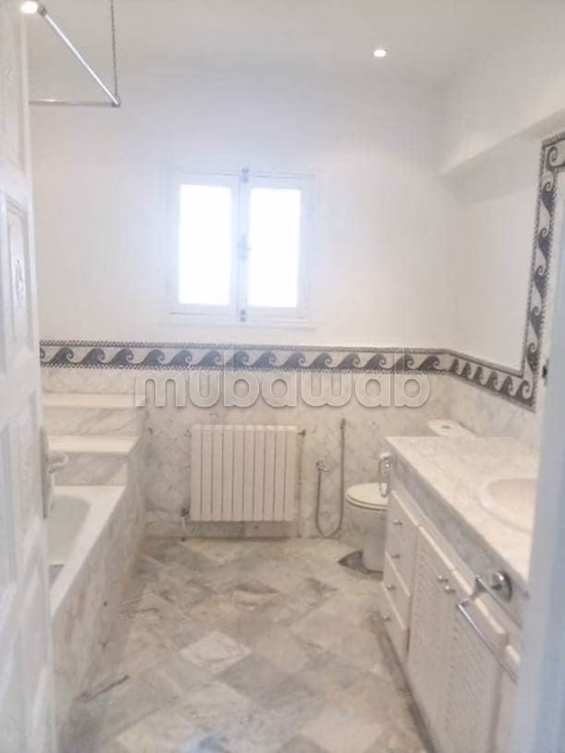 Bella villa con piscina a Cartagine